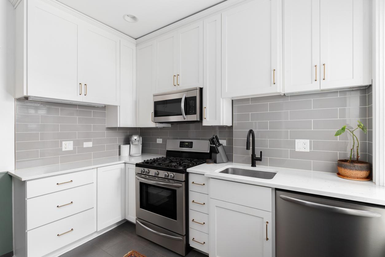 Cabinet refinishing and painting service